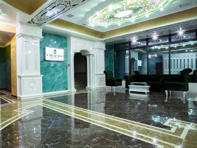فندق Emerald