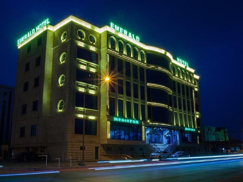 فندق Emerald باكو
