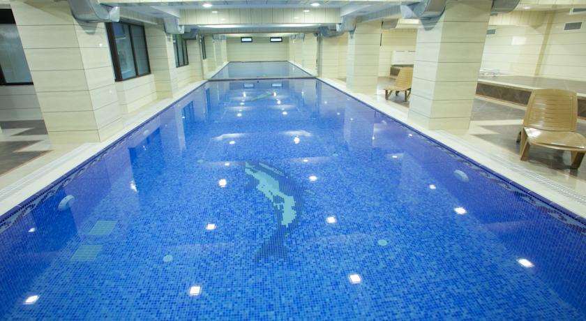 Hotel Emerald 3*